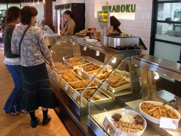 酒田市松原南　　～　平田牧場本店　～