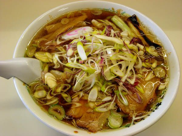 季節限定！！赤ねぎらーめん　【上山市金瓶　ラーメン処おいわけ】