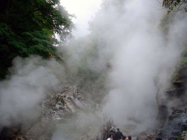 大地の息吹【秋田県湯沢市皆瀬　小安峡】