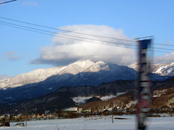 なんじゃ？この雲