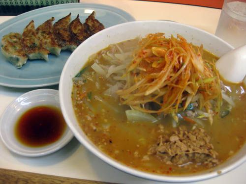 寒い時には納豆味噌ラーメン【山形市　どこさんこ】