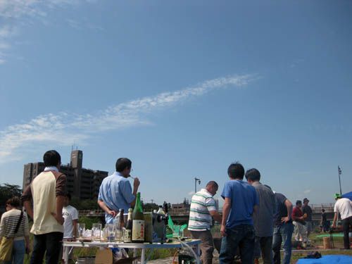 青空の下で…【山形県　芋煮】