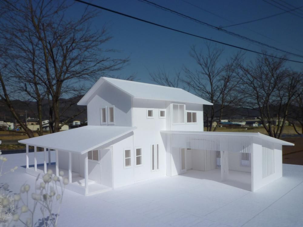 〈模型〉雁木の家／落雪検討：切妻屋根