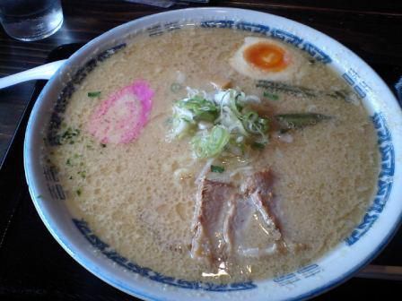 白胡麻味噌ラーメン