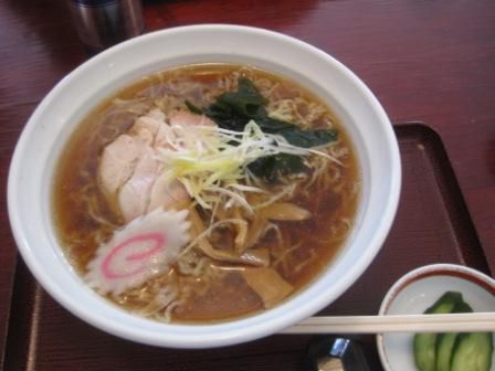 白川荘でラーメン