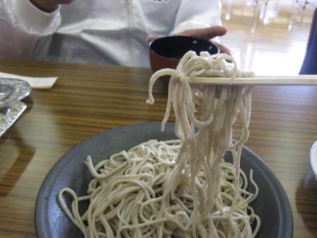 蕎麦打ち体験のお手伝い
