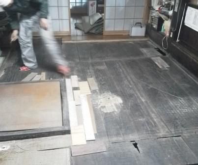 替える　変える　返る