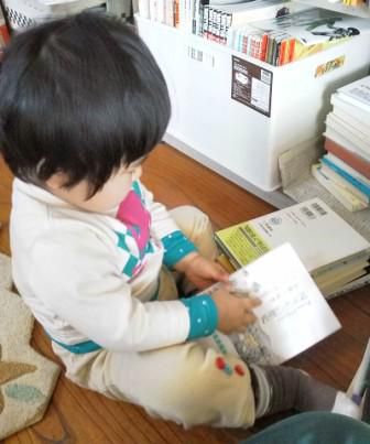 カレンダーを一枚めくって