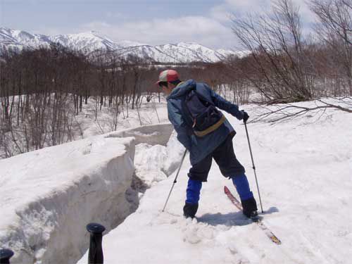 雪庇と亀裂