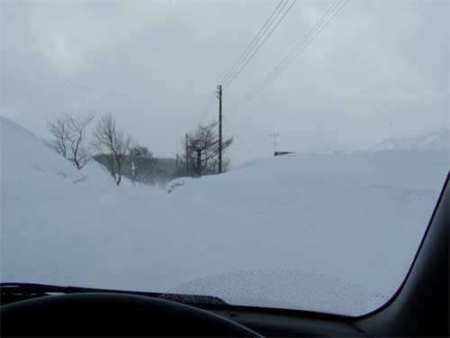 弓張は吹雪