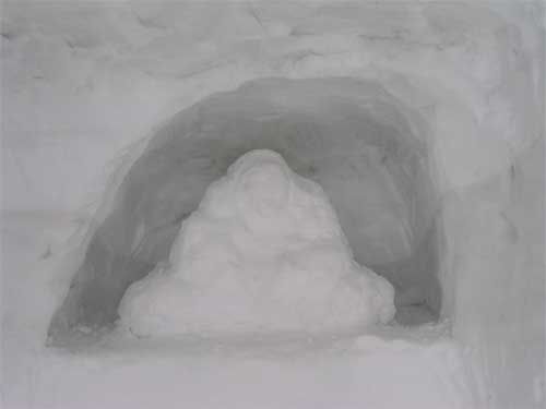 雪像の姥さま