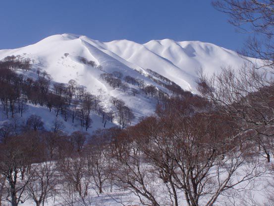 霊験新たかな湯殿山