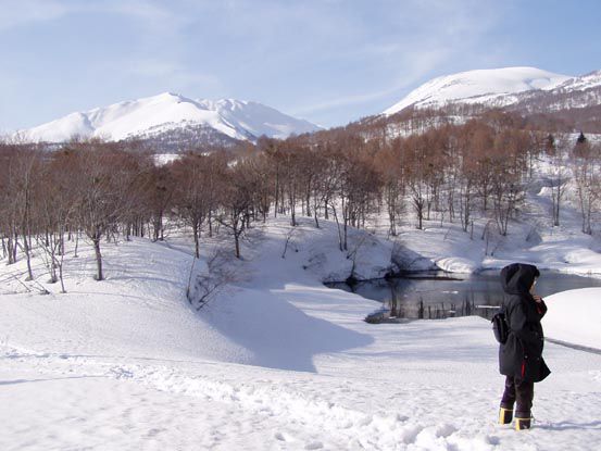 月山荘地蔵沼から姥ヶ岳,
地蔵沼よりの遠望　(2)