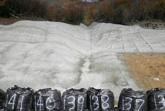 平成２７年度林道飯豊檜枝岐線道路改良（法面整備）工事