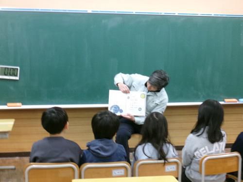 読み聞かせで心ほんわか