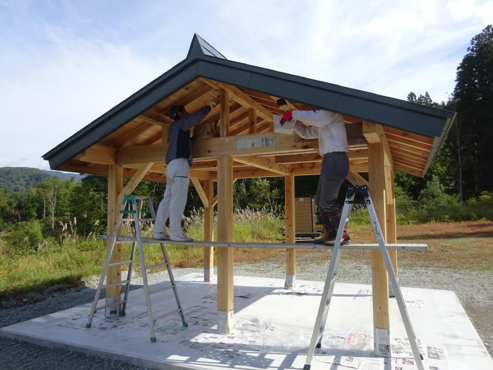 10月9日東屋塗装作業