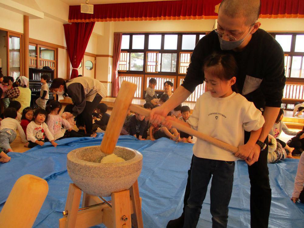 「餅つき楽しかったよ！」～餅つきからの鏡餅作り～No.2