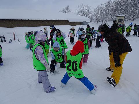 ２・５年生　スキー教室　学校支援員の真子先生に女児誕生！