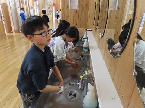 欠席が少し増えています