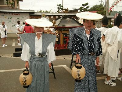 お借り屋の祭り