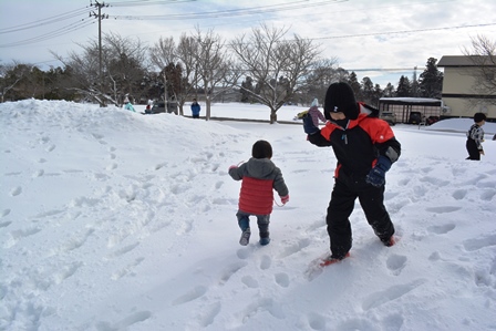 東部地区子ども会育成会「雪中ゲーム大会」開催：画像