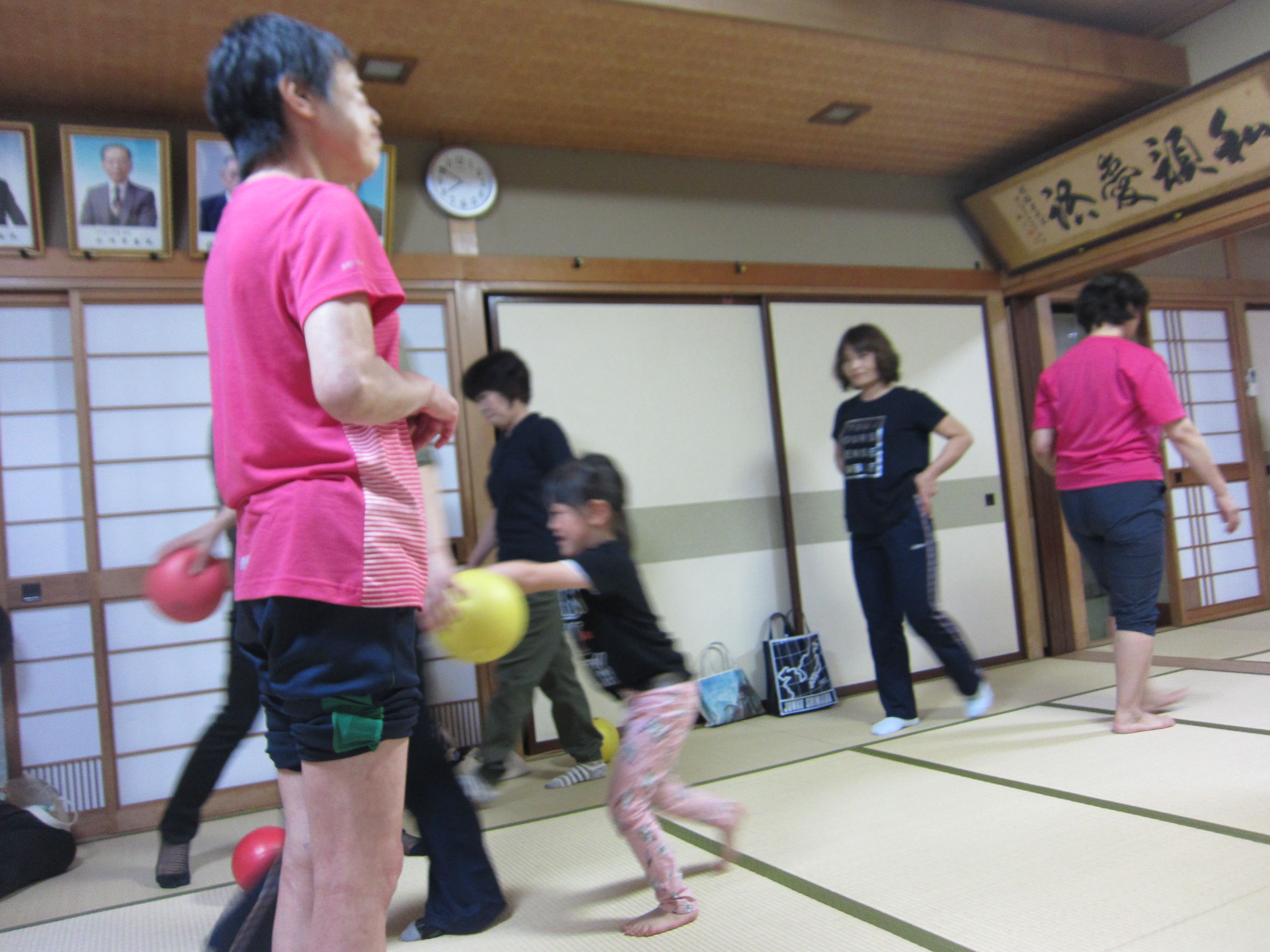 いちごクラブチビボール運動（白椿地区公民館）