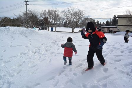 東部地区子ども会育成会「雪中ゲーム大会」開催