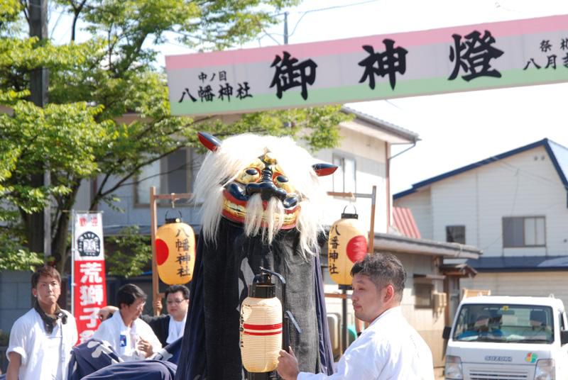 今日から三日間、飯豊町は　おしっさま（黒獅子）　だらけ？