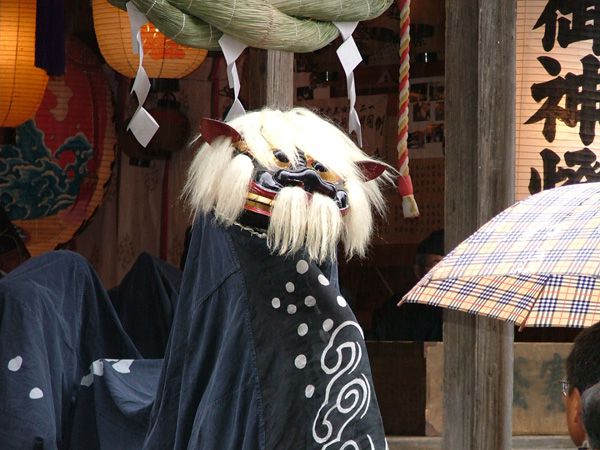 萩生諏訪神社例祭「荒獅子」8月16日前夜祭