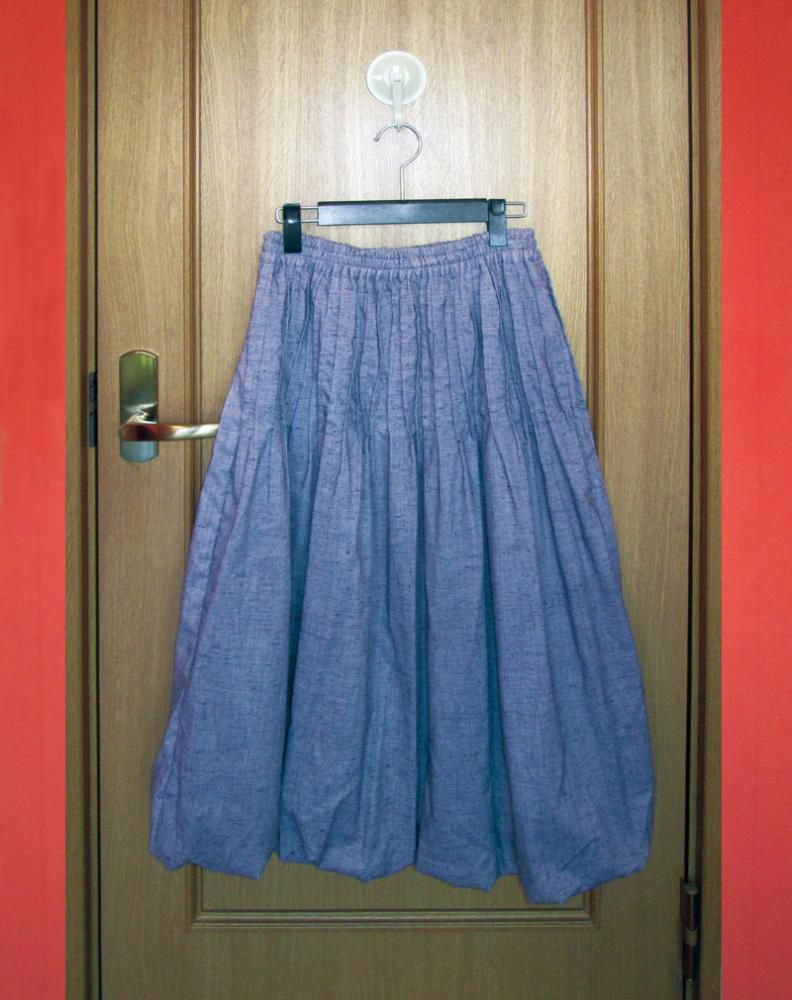 バルーン型のスカート