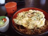 「磯天蕎麦のかき揚げにびっくり「そば処 戸隠」」画像