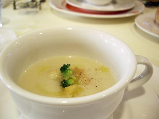 2010/03/03 14:01/まずはスープから