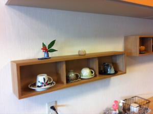 「はなcafe                 棚 つけてみました。」の画像