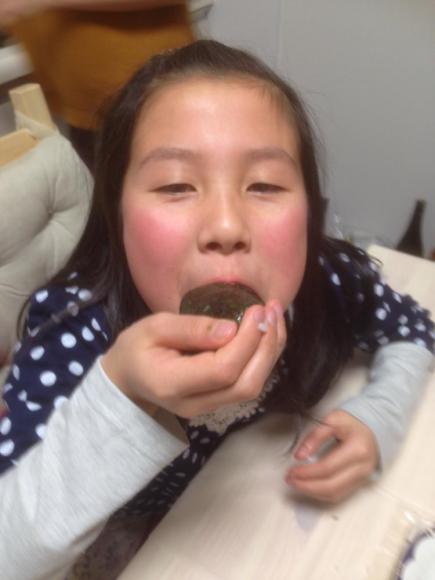 2015/02/05 00:04/こちらは鳥唐揚げ入り恵方巻き(≧∇≦)