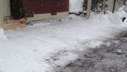 2015/02/10 07:00/今日も降っちゃいましたね Σ(゚д゚lll)