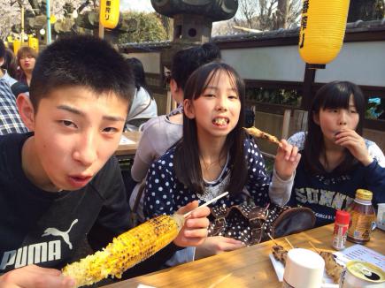 2015/04/10 06:05/屋台もたくさん出店していてお祭り気分を味わうことができましたww