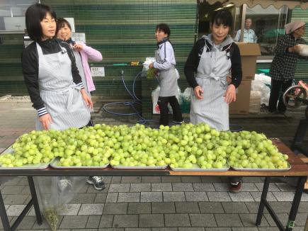 2016/10/11 05:06/それからこちらの「お・も・て・な・し ♪」