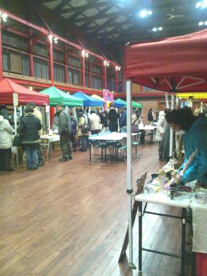 「蔵楽で『朝市まつり』が開催」の画像