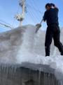 「雪下ろし」のサムネイル