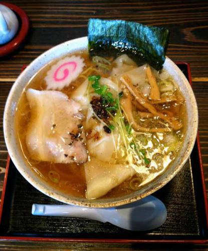 めん憧楽 ワンタンメン 山形市浜崎 ヤマガタンannex 山形のランチタイム