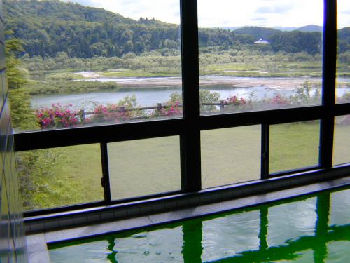 山形県飯豊町中津川 緑のふるさと公社