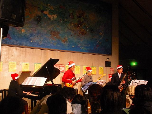 プラザ　ロビーコンサート