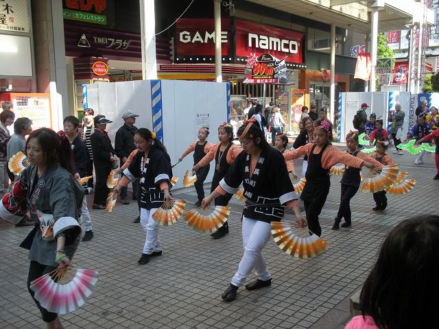 すずめ踊り