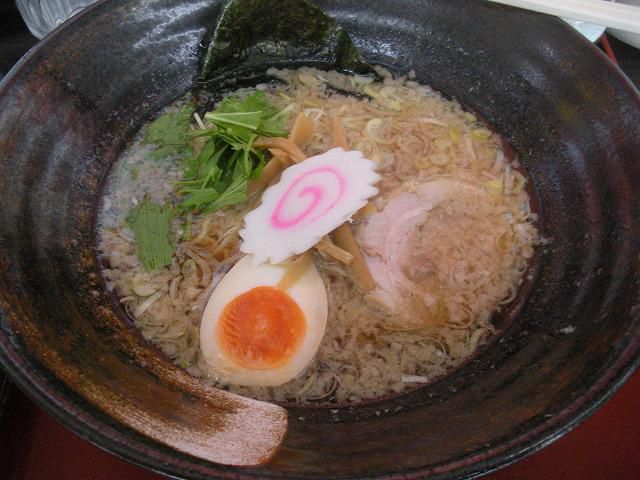 麺の匠　麦楽（ばくらく）の醤油中華そば