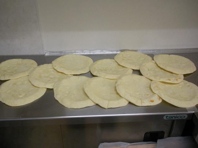 晴れ、ときどきピザ職人「大汗る（あせだくる）」