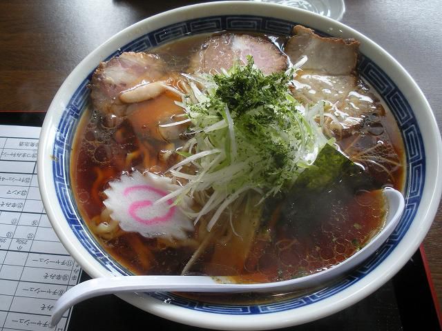 らーめん　つけ麺「めんこう」のこいくち醤油らーめん