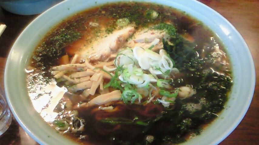 たまげたラーメンにたまげた