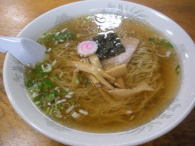 かわにし食堂の「中華そば」