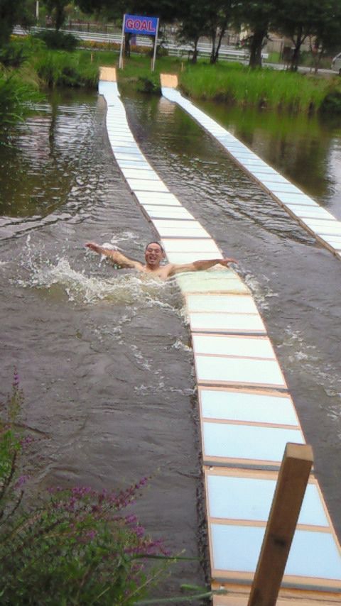 明日は「水上爆走大会」