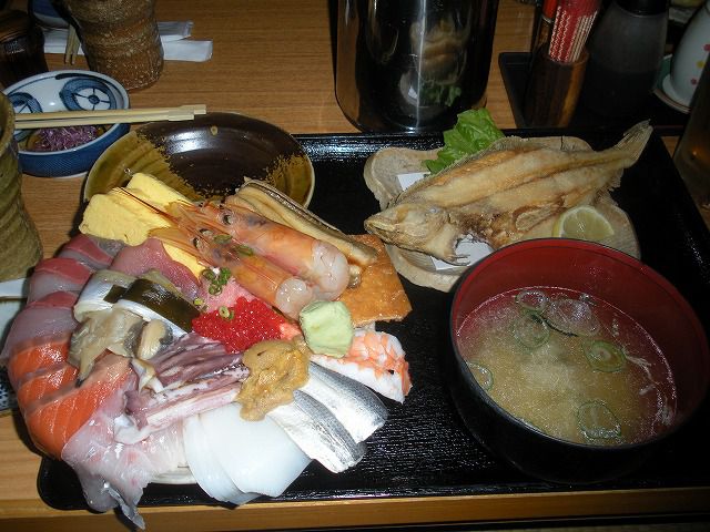 びっくり仰天の海鮮丼!!
